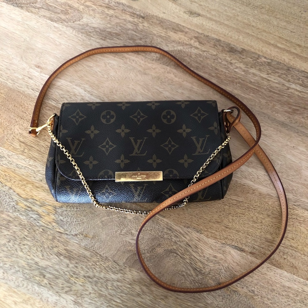 Louis Vuitton Favorite PM Crossbody